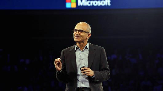  Microsoft'tan Yapay Zeka Yarışı İçin 1 Milyar Dolarlık Yatırım 
